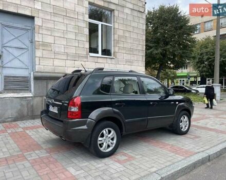 Зелений Хендай Туксон, об'ємом двигуна 2 л та пробігом 211 тис. км за 7400 $, фото 14 на Automoto.ua