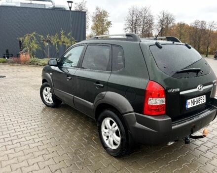 Хендай Туксон 2006 в Софиевке на Automoto.ua Зеленый Хендай Туксон, объемом двигателя 2 л и пробегом 280 тыс. км за 4300 $, фото 2 на Automoto.ua
