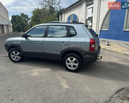 Хендай Туксон 2006 в Николаеве на Automoto.ua Зеленый Хендай Туксон, объемом двигателя 1.98 л и пробегом 234 тыс. км за 7700 $, фото 7 на Automoto.ua