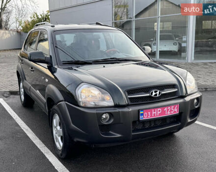 Хендай Туксон 2006 в Полтаве на Automoto.ua Зеленый Хендай Туксон, объемом двигателя 2 л и пробегом 221 тыс. км за 8299 $, фото 2 на Automoto.ua