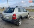 Зелений Хендай Туксон, об'ємом двигуна 1.98 л та пробігом 330 тис. км за 7000 $, фото 6 на Automoto.ua