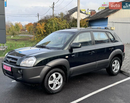 Хендай Туксон 2006 в Полтаве на Automoto.ua Зеленый Хендай Туксон, объемом двигателя 2 л и пробегом 221 тыс. км за 8299 $, фото 11 на Automoto.ua