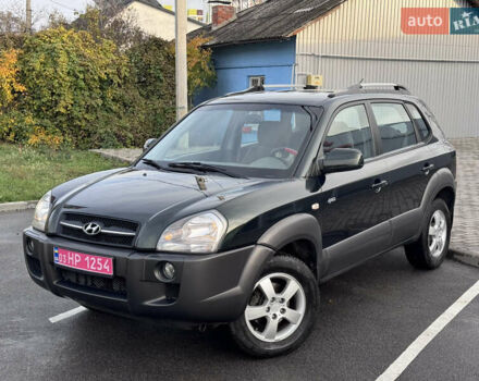 Хендай Туксон 2006 в Полтаве на Automoto.ua Зеленый Хендай Туксон, объемом двигателя 2 л и пробегом 221 тыс. км за 8299 $, фото 14 на Automoto.ua