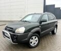 Хендай Туксон 2006 в Софиевке на Automoto.ua Зеленый Хендай Туксон, объемом двигателя 2 л и пробегом 280 тыс. км за 4300 $, фото 1 на Automoto.ua