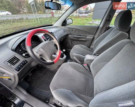 Хендай Туксон 2006 в Полтаве на Automoto.ua Зеленый Хендай Туксон, объемом двигателя 2 л и пробегом 221 тыс. км за 8299 $, фото 16 на Automoto.ua