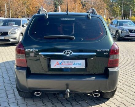 Хендай Туксон 2006 в Кривом Роге на Automoto.ua Зеленый Хендай Туксон, объемом двигателя 2.7 л и пробегом 250 тыс. км за 7900 $, фото 4 на Automoto.ua