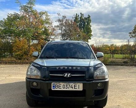 Хендай Туксон 2006 в Николаеве на Automoto.ua Зеленый Хендай Туксон, объемом двигателя 2 л и пробегом 270 тыс. км за 7500 $, фото 6 на Automoto.ua