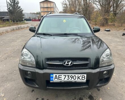 Зеленый Хендай Туксон, объемом двигателя 2.7 л и пробегом 250 тыс. км за 7850 $, фото 1 на Automoto.ua