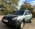 Хендай Туксон 2006 в Николаеве на Automoto.ua Зеленый Хендай Туксон, объемом двигателя 2 л и пробегом 270 тыс. км за 7500 $, фото 1 на Automoto.ua