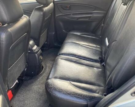 Зелений Хендай Туксон, об'ємом двигуна 1.98 л та пробігом 330 тис. км за 7000 $, фото 26 на Automoto.ua