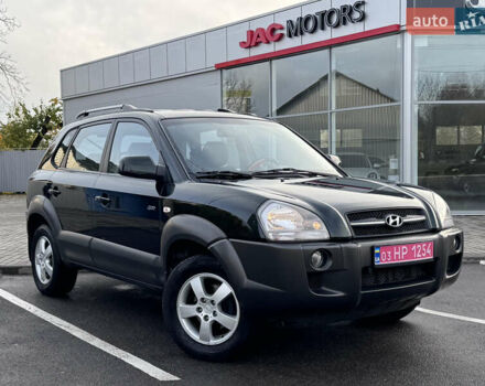 Хендай Туксон 2006 в Полтаве на Automoto.ua Зеленый Хендай Туксон, объемом двигателя 2 л и пробегом 221 тыс. км за 8299 $, фото 1 на Automoto.ua