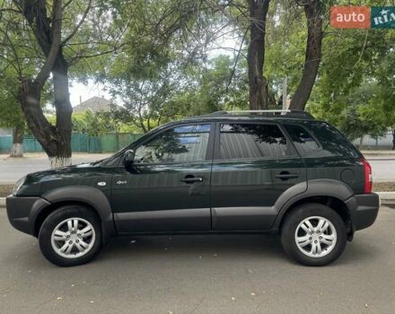 Хендай Туксон 2007 в Измаиле на Automoto.ua Зеленый Хендай Туксон, объемом двигателя 1.98 л и пробегом 124 тыс. км за 8700 $, фото 1 на Automoto.ua