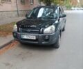 Зеленый Хендай Туксон, объемом двигателя 1.98 л и пробегом 241 тыс. км за 7500 $, фото 6 на Automoto.ua