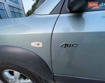 Зеленый Хендай Туксон, объемом двигателя 1.98 л и пробегом 205 тыс. км за 7700 $, фото 22 на Automoto.ua