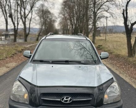 Зеленый Хендай Туксон, объемом двигателя 2 л и пробегом 190 тыс. км за 6150 $, фото 21 на Automoto.ua