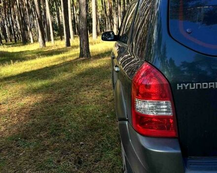 Зелений Хендай Туксон, об'ємом двигуна 2 л та пробігом 189 тис. км за 8500 $, фото 1 на Automoto.ua