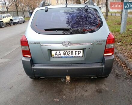 Зелений Хендай Туксон, об'ємом двигуна 1.99 л та пробігом 218 тис. км за 6500 $, фото 4 на Automoto.ua