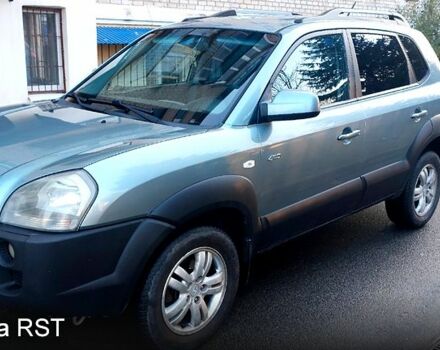 Зелений Хендай Туксон, об'ємом двигуна 2 л та пробігом 227 тис. км за 7800 $, фото 1 на Automoto.ua