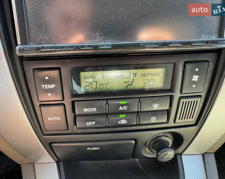 Зелений Хендай Туксон, об'ємом двигуна 2.66 л та пробігом 312 тис. км за 4990 $, фото 23 на Automoto.ua