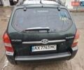 Зелений Хендай Туксон, об'ємом двигуна 1.98 л та пробігом 280 тис. км за 8500 $, фото 2 на Automoto.ua