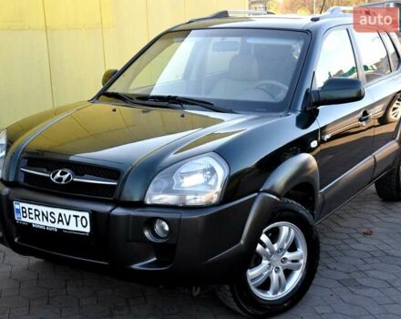 Зеленый Хендай Туксон, объемом двигателя 1.98 л и пробегом 245 тыс. км за 7200 $, фото 38 на Automoto.ua