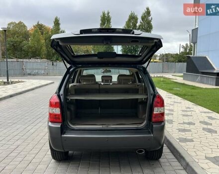 Зеленый Хендай Туксон, объемом двигателя 2 л и пробегом 82 тыс. км за 9950 $, фото 22 на Automoto.ua