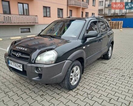 Зеленый Хендай Туксон, объемом двигателя 1.98 л и пробегом 280 тыс. км за 7200 $, фото 32 на Automoto.ua