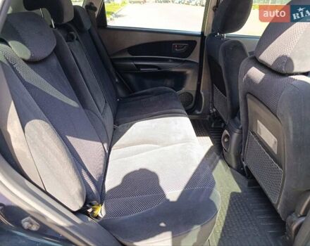 Зеленый Хендай Туксон, объемом двигателя 2 л и пробегом 203 тыс. км за 7800 $, фото 5 на Automoto.ua