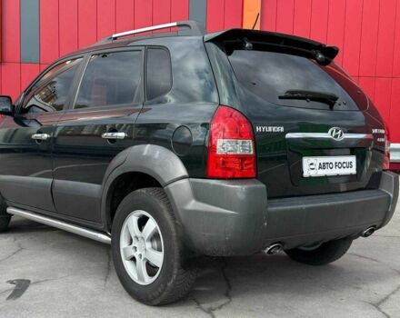Зелений Хендай Туксон, об'ємом двигуна 0 л та пробігом 214 тис. км за 7990 $, фото 5 на Automoto.ua