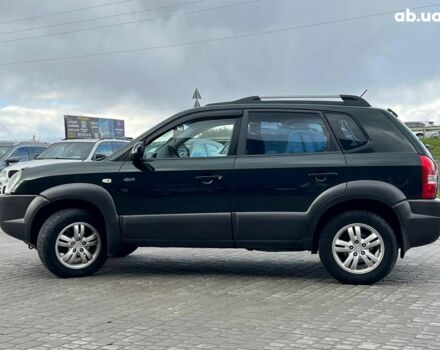 Зеленый Хендай Туксон, объемом двигателя 2 л и пробегом 223 тыс. км за 8540 $, фото 10 на Automoto.ua