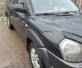 Зелений Хендай Туксон, об'ємом двигуна 1.98 л та пробігом 280 тис. км за 8500 $, фото 4 на Automoto.ua