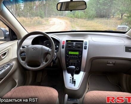 Зеленый Хендай Туксон, объемом двигателя 2 л и пробегом 185 тыс. км за 7950 $, фото 11 на Automoto.ua