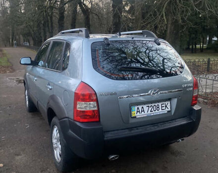 Зеленый Хендай Туксон, объемом двигателя 2 л и пробегом 223 тыс. км за 7950 $, фото 8 на Automoto.ua