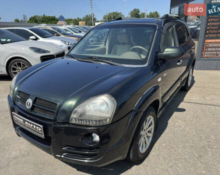 Зелений Хендай Туксон, об'ємом двигуна 2.66 л та пробігом 312 тис. км за 4990 $, фото 1 на Automoto.ua