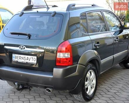Зеленый Хендай Туксон, объемом двигателя 1.98 л и пробегом 245 тыс. км за 7200 $, фото 39 на Automoto.ua
