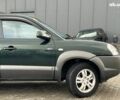 Зеленый Хендай Туксон, объемом двигателя 2 л и пробегом 223 тыс. км за 8540 $, фото 3 на Automoto.ua