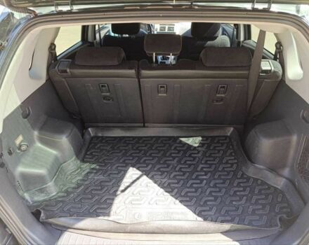 Зелений Хендай Туксон, об'ємом двигуна 2 л та пробігом 203 тис. км за 7200 $, фото 9 на Automoto.ua