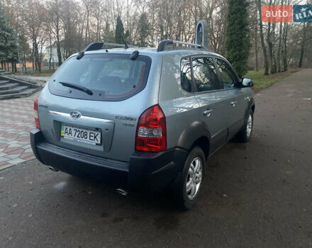 Зеленый Хендай Туксон, объемом двигателя 2 л и пробегом 223 тыс. км за 7950 $, фото 11 на Automoto.ua