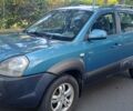 Зеленый Хендай Туксон, объемом двигателя 2 л и пробегом 250 тыс. км за 4000 $, фото 8 на Automoto.ua