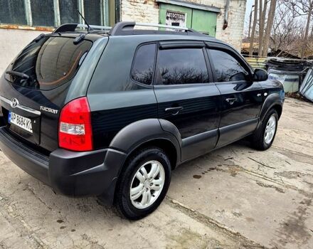 Зелений Хендай Туксон, об'ємом двигуна 2 л та пробігом 276 тис. км за 9000 $, фото 2 на Automoto.ua