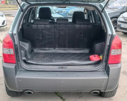 Зеленый Хендай Туксон, объемом двигателя 2 л и пробегом 314 тыс. км за 7790 $, фото 11 на Automoto.ua