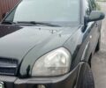 Зеленый Хендай Туксон, объемом двигателя 2 л и пробегом 190 тыс. км за 7500 $, фото 13 на Automoto.ua