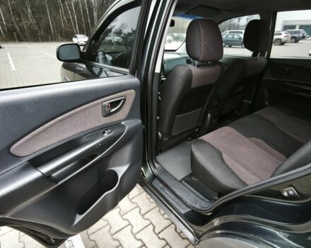 Зеленый Хендай Туксон, объемом двигателя 2 л и пробегом 275 тыс. км за 7999 $, фото 5 на Automoto.ua