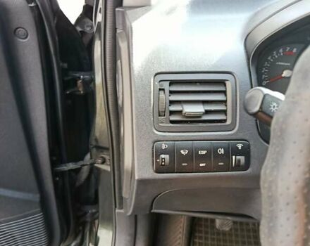 Зеленый Хендай Туксон, объемом двигателя 2 л и пробегом 140 тыс. км за 8800 $, фото 9 на Automoto.ua