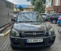 Зеленый Хендай Туксон, объемом двигателя 2 л и пробегом 272 тыс. км за 7000 $, фото 1 на Automoto.ua