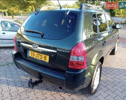 Зеленый Хендай Туксон, объемом двигателя 2 л и пробегом 183 тыс. км за 8900 $, фото 13 на Automoto.ua