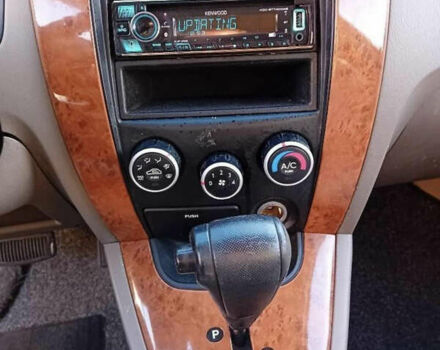 Зеленый Хендай Туксон, объемом двигателя 2 л и пробегом 183 тыс. км за 8900 $, фото 10 на Automoto.ua