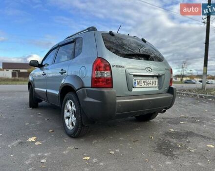 Зеленый Хендай Туксон, объемом двигателя 1.98 л и пробегом 168 тыс. км за 8800 $, фото 35 на Automoto.ua