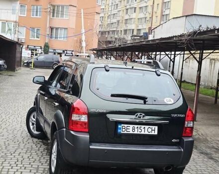 Зеленый Хендай Туксон, объемом двигателя 1.98 л и пробегом 178 тыс. км за 8900 $, фото 16 на Automoto.ua