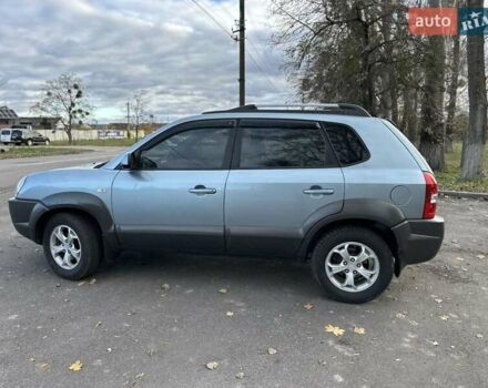 Зеленый Хендай Туксон, объемом двигателя 1.98 л и пробегом 168 тыс. км за 8800 $, фото 24 на Automoto.ua